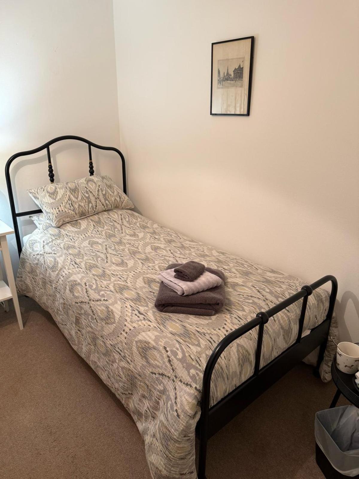 Single Room With Beautiful Garden إدنبرة المظهر الخارجي الصورة